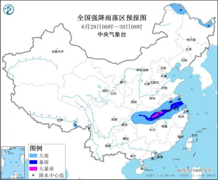 暴雨和强对流天气影响长江中下游地区 高温天气驻守华北黄淮等地