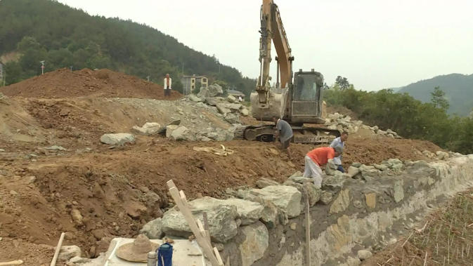 郧阳区：建高标准农田 破解“靠天吃饭”困局